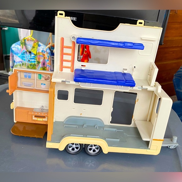 Toys | Toy Rv Camper Bluey Jean Luc Camper Only No Accessories Doll Toy ...